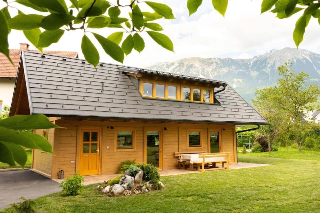 Villa A Nest Under The Karawanks Zirovnica Exterior foto