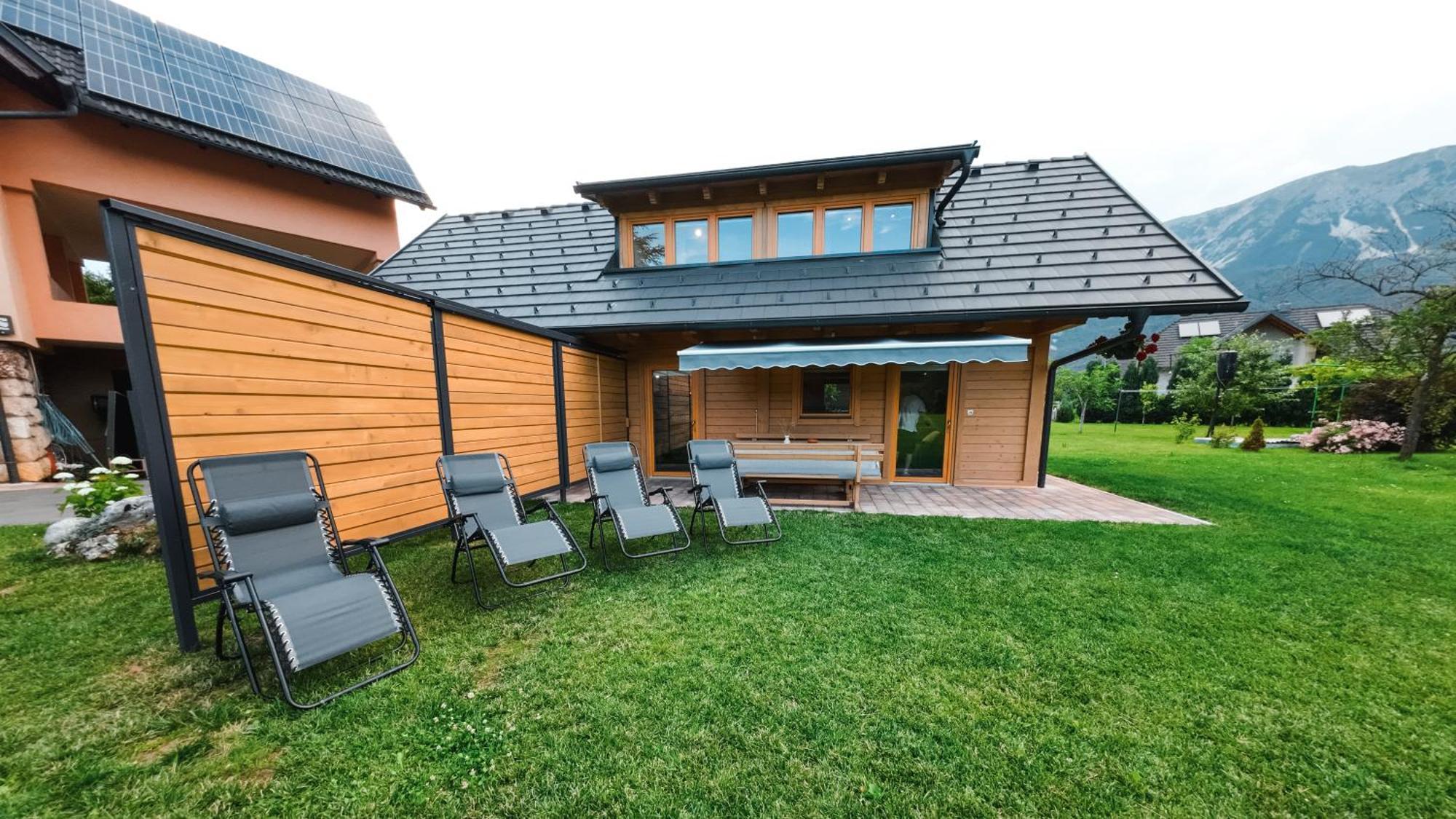 Villa A Nest Under The Karawanks Zirovnica Exterior foto